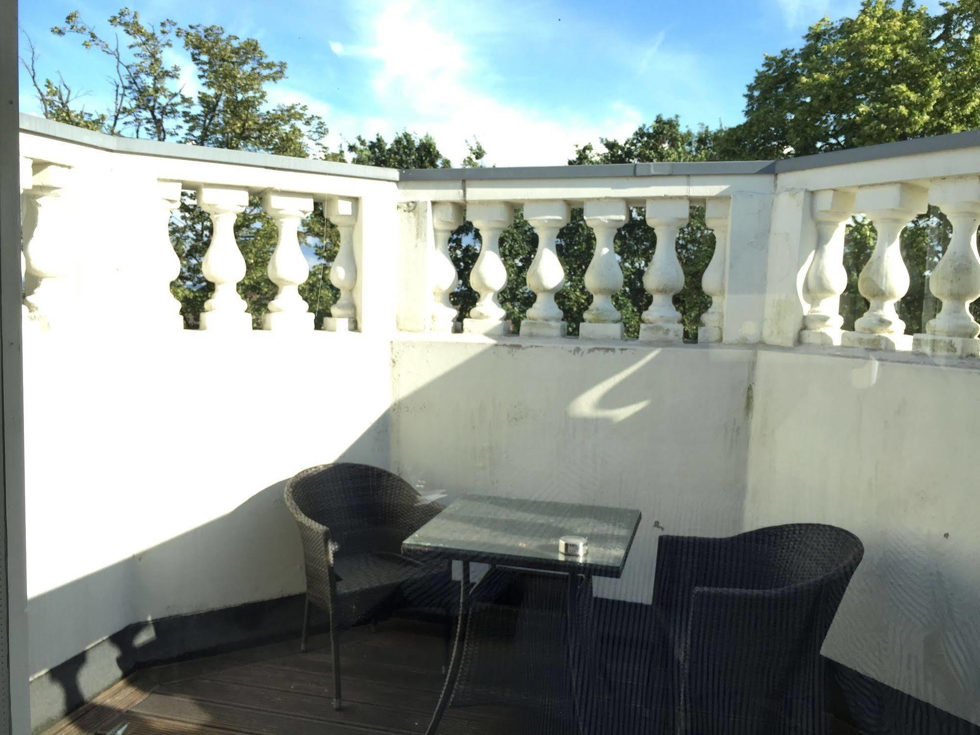 The Walton Hotel Nottingham Exterior photo